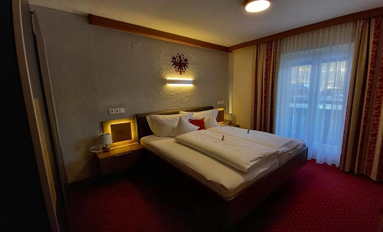 Haus Tirol Appartements Ried im Oberinntal Luaran gambar