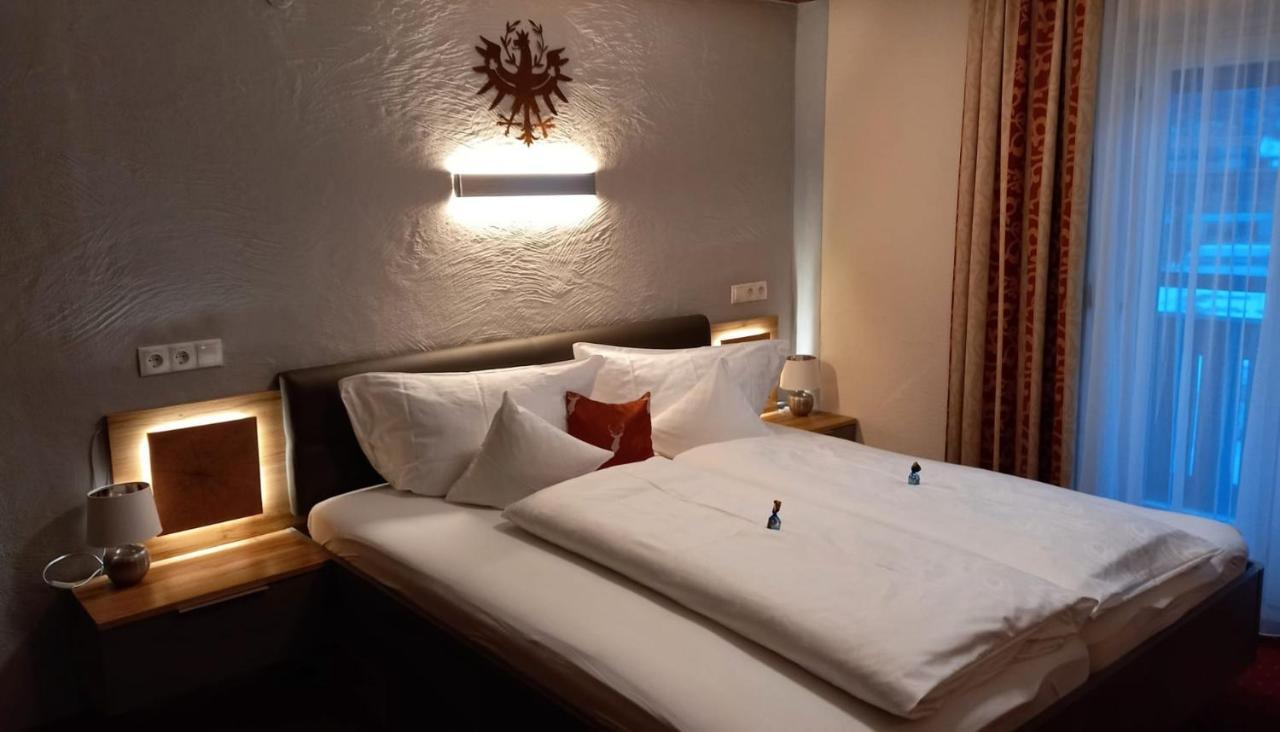 Haus Tirol Appartements Ried im Oberinntal Luaran gambar