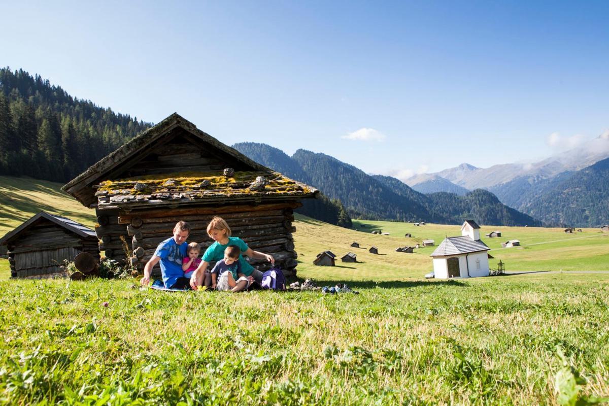 Haus Tirol Appartements Ried im Oberinntal Luaran gambar