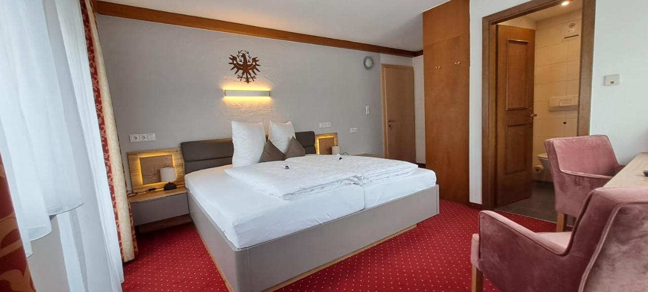 Haus Tirol Appartements Ried im Oberinntal Luaran gambar