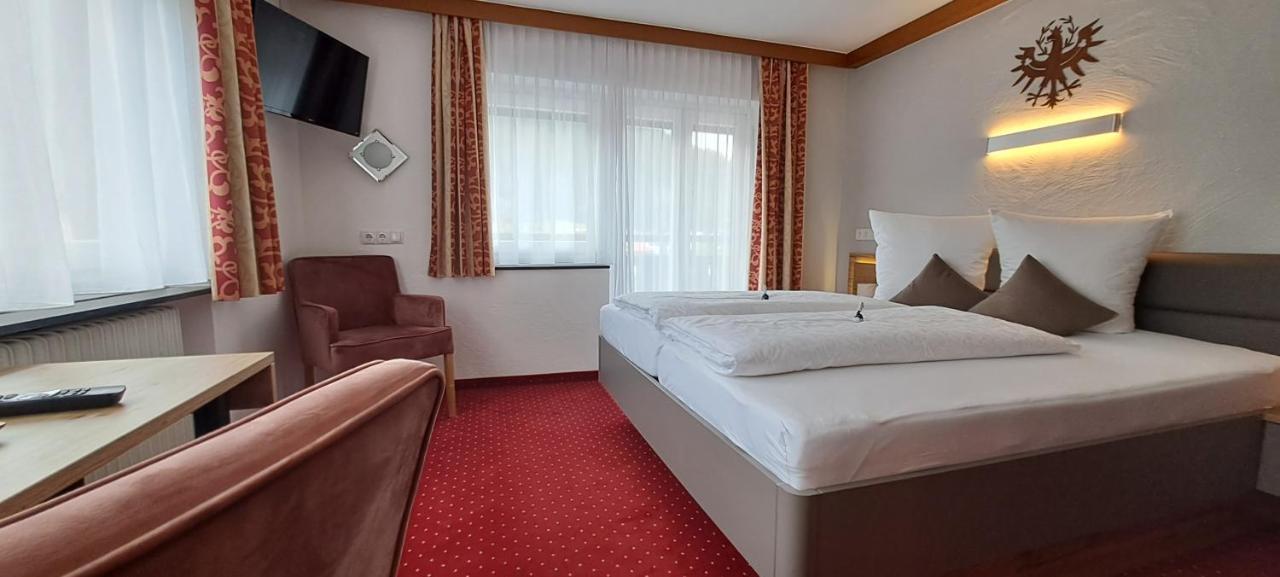 Haus Tirol Appartements Ried im Oberinntal Luaran gambar