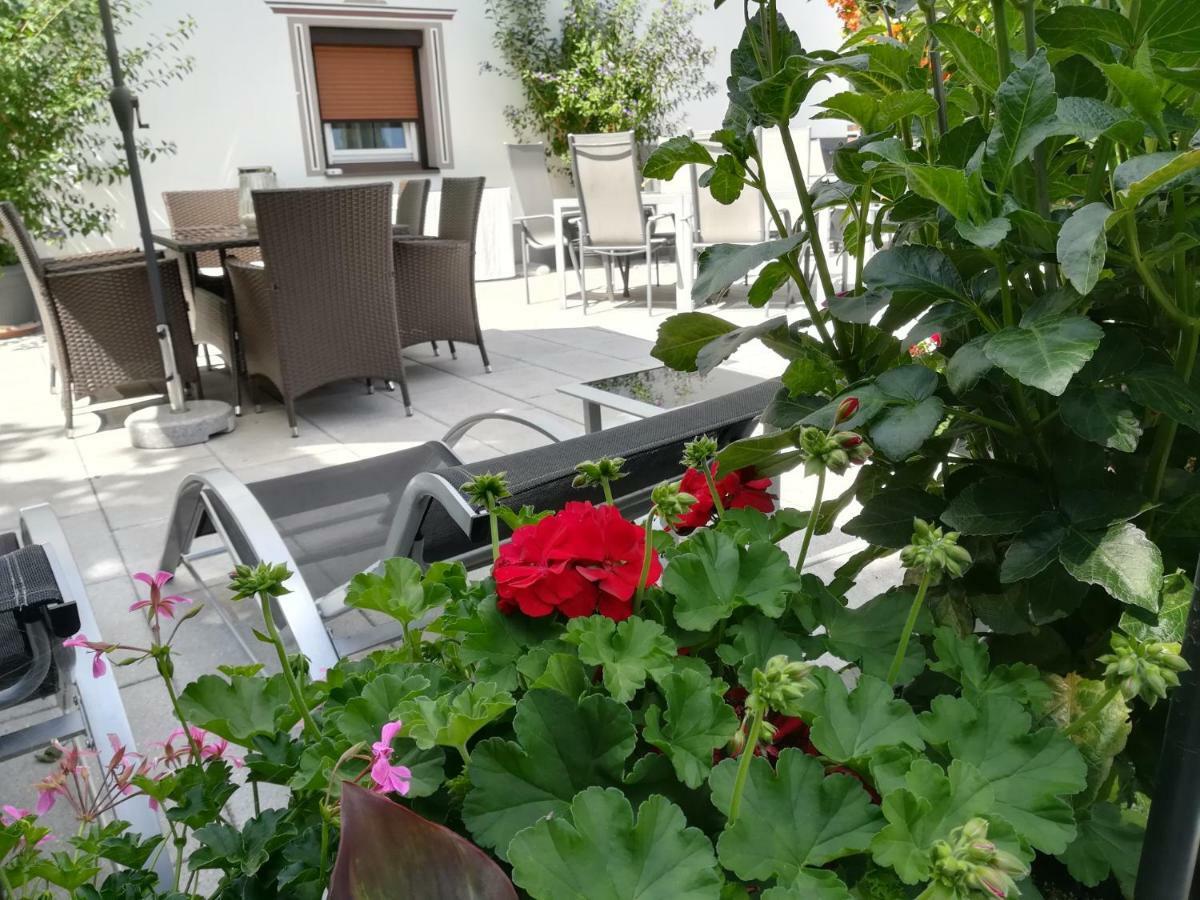 Haus Tirol Appartements Ried im Oberinntal Luaran gambar